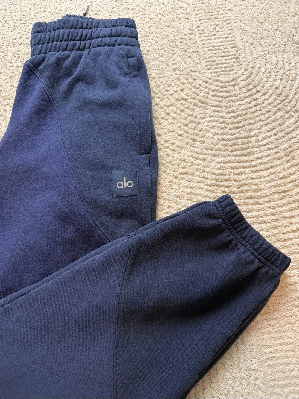 ALO YOGA Make Waves Sweatpants Navy Tonal Size XS